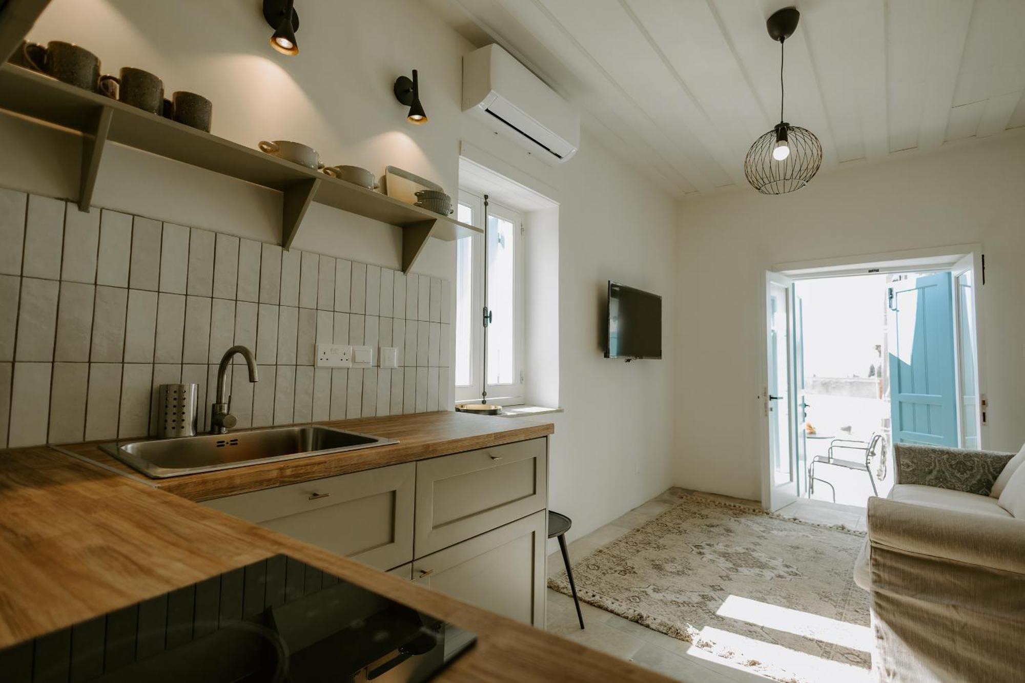 Smaragda'S Guest Rooms Limisso Esterno foto