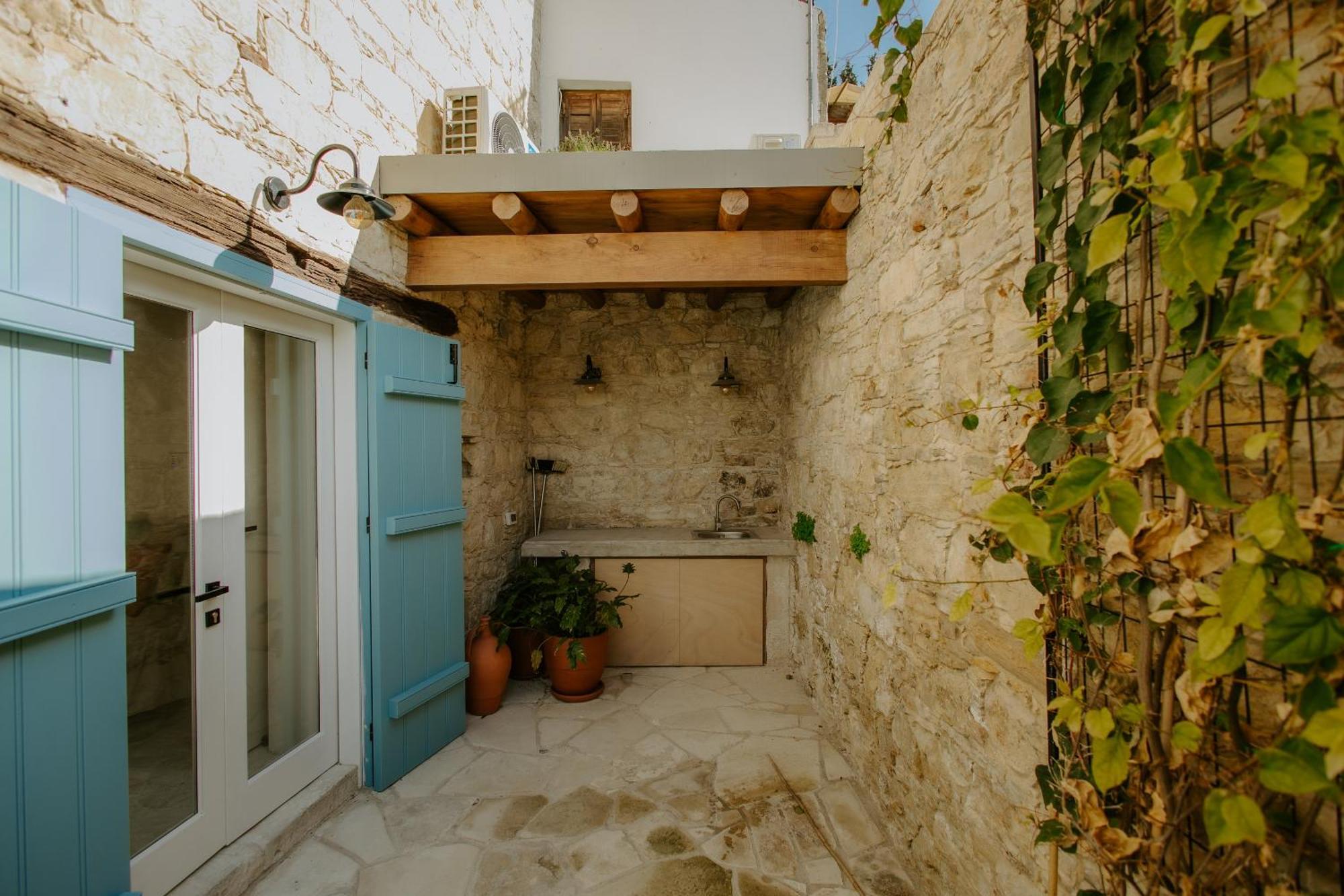 Smaragda'S Guest Rooms Limisso Esterno foto
